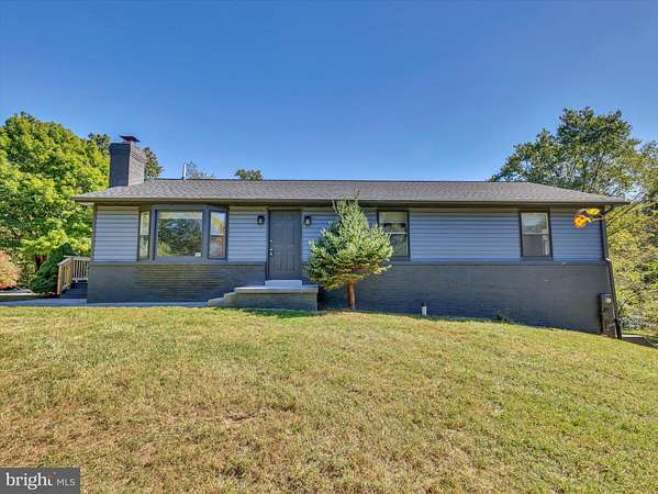 2.59 Acres of Land with Home for Lease in Mount Airy, Maryland