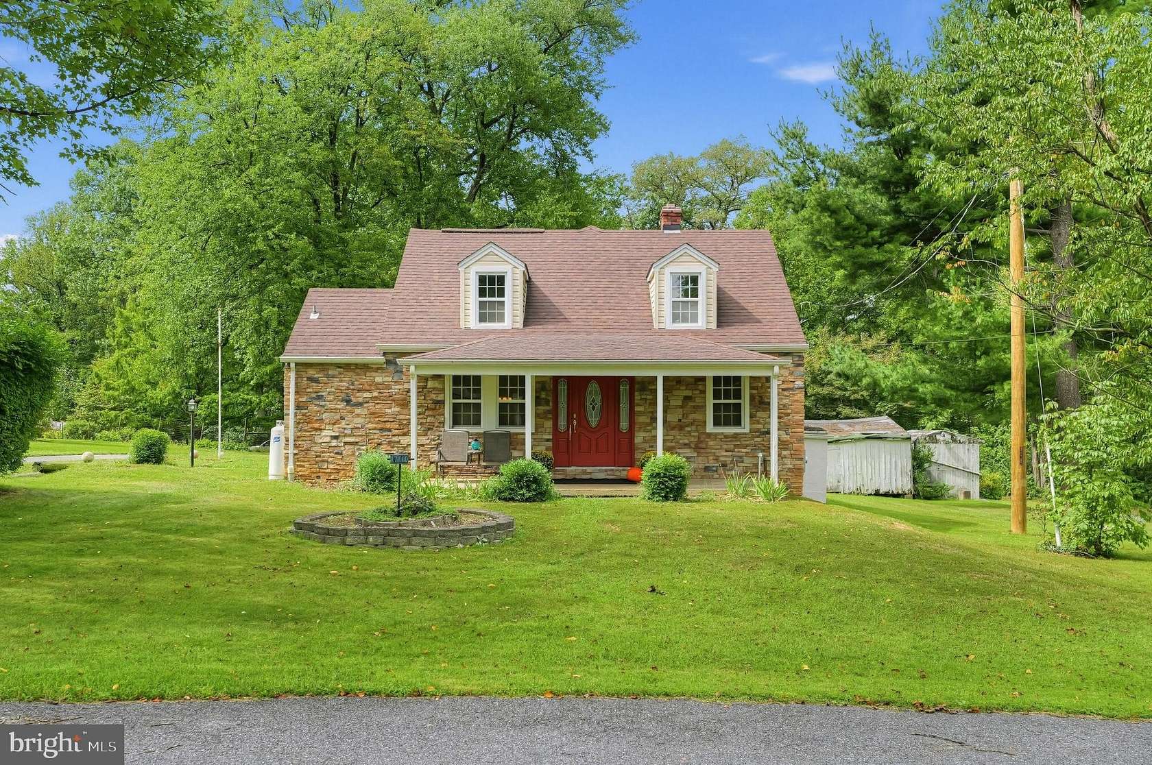 2 Acres of Land with Home for Sale in Gaithersburg, Maryland