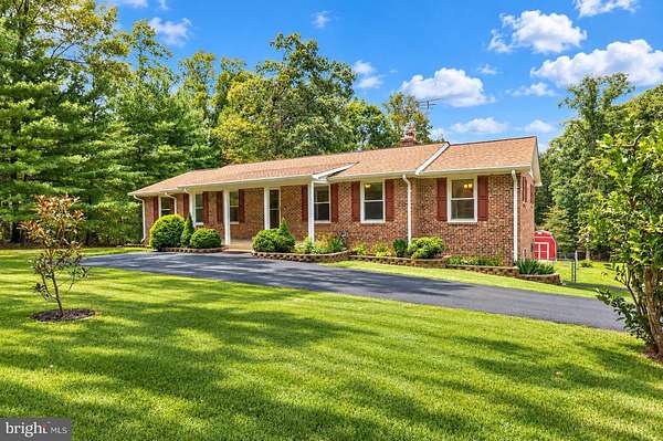 5.43 Acres of Land with Home for Sale in Goldvein, Virginia