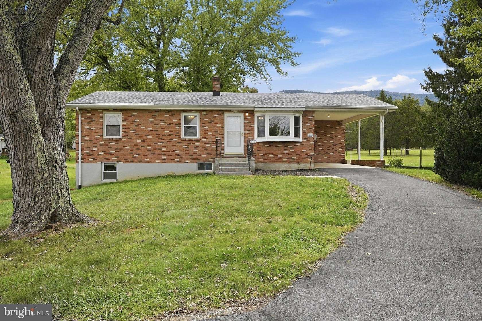 2.5 Acres of Land with Home for Sale in Strasburg, Virginia