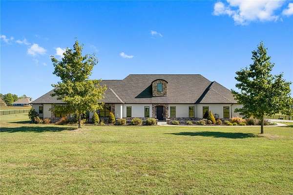 4 Acres of Land with Home for Sale in Springdale, Arkansas