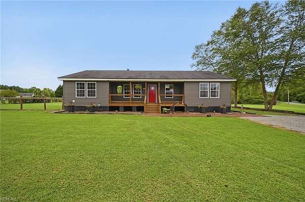 21.5 Acres of Land with Home for Sale in Suffolk, Virginia