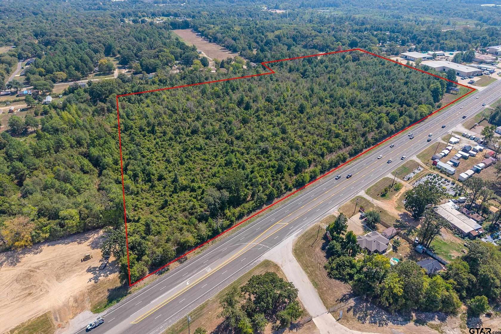 24.4 Acres of Land for Sale in Tyler, Texas