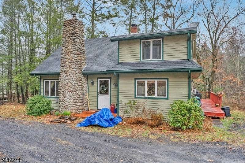 6.19 Acres of Land with Home for Sale in Montague Township, New Jersey
