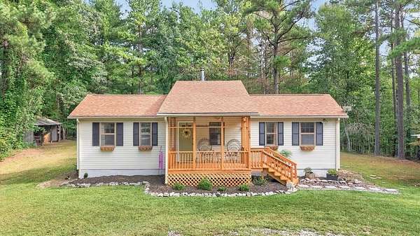 9.54 Acres of Land with Home for Sale in Keysville, Virginia