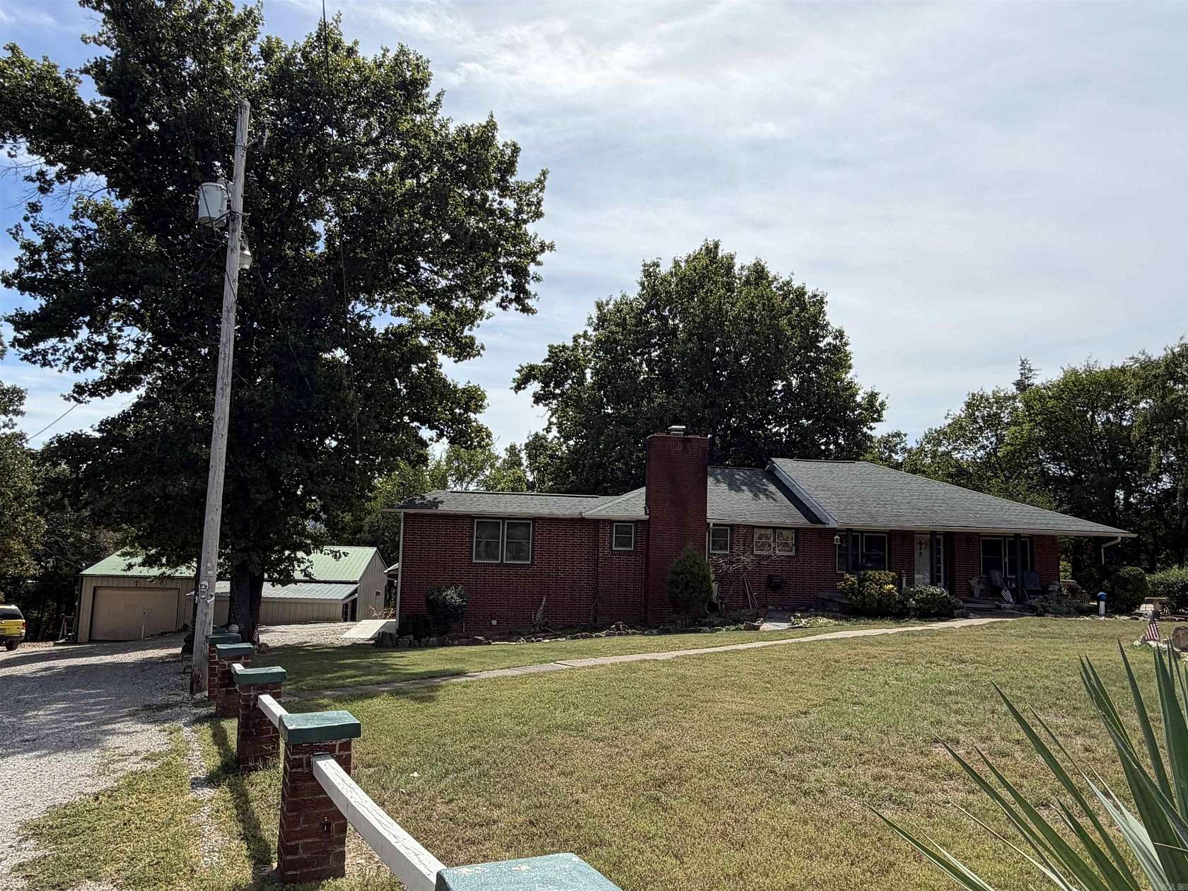2.62 Acres of Land with Home for Sale in Flippin, Arkansas