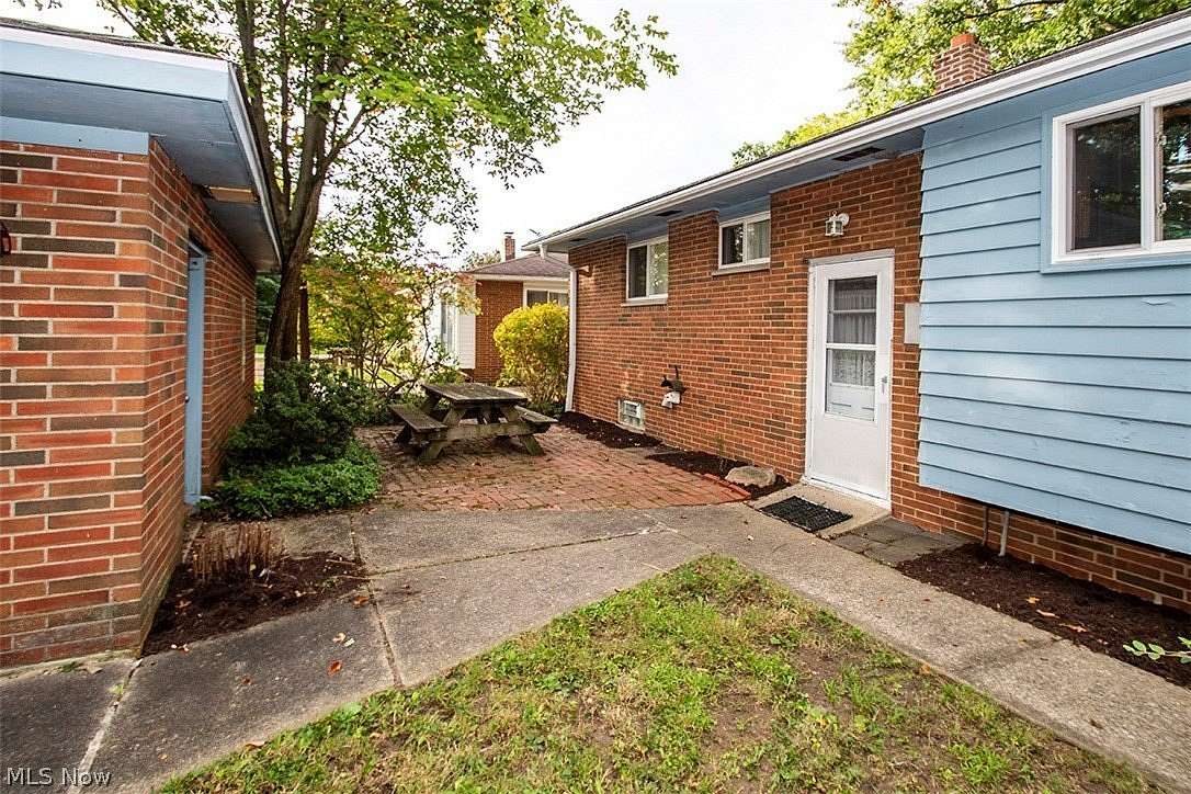 1.54 Acres of Land with Home for Sale in Cleveland, Ohio