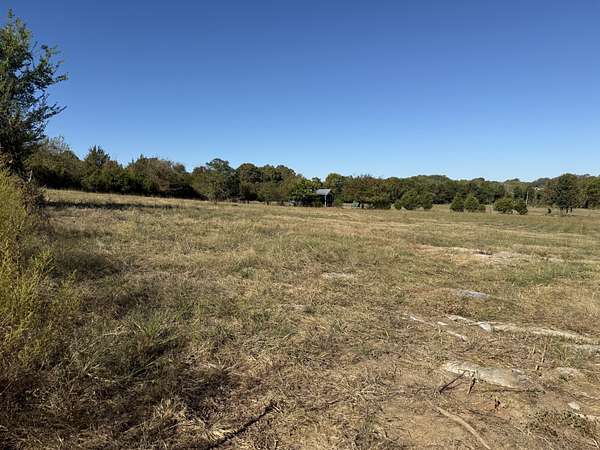 11.7 Acres of Land with Home for Auction in Watertown, Tennessee