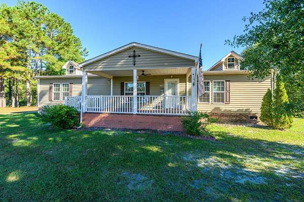 10 Acres of Land with Home for Sale in Loris, South Carolina