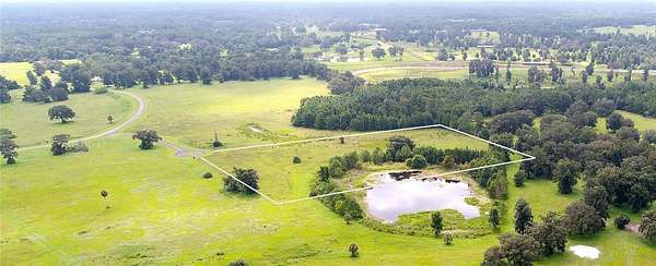 10 Acres of Agricultural Land for Sale in Ocala, Florida