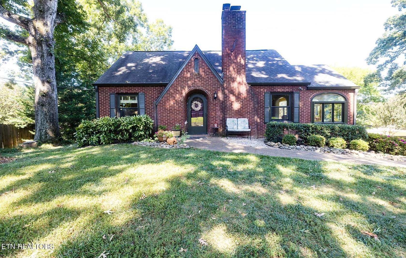 4.59 Acres of Land with Home for Sale in Knoxville, Tennessee