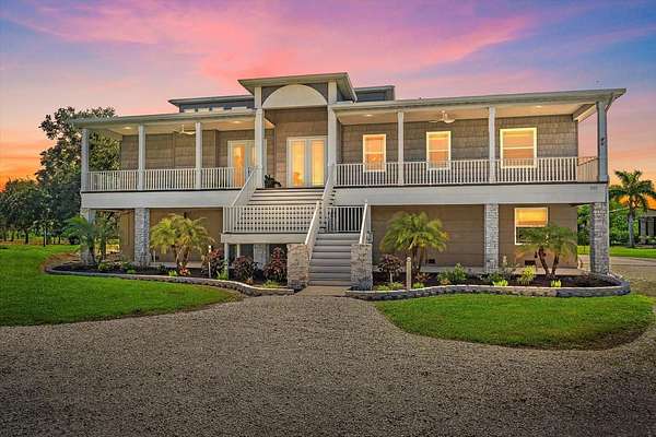 1.7 Acres of Land with Home for Sale in Terra Ceia, Florida