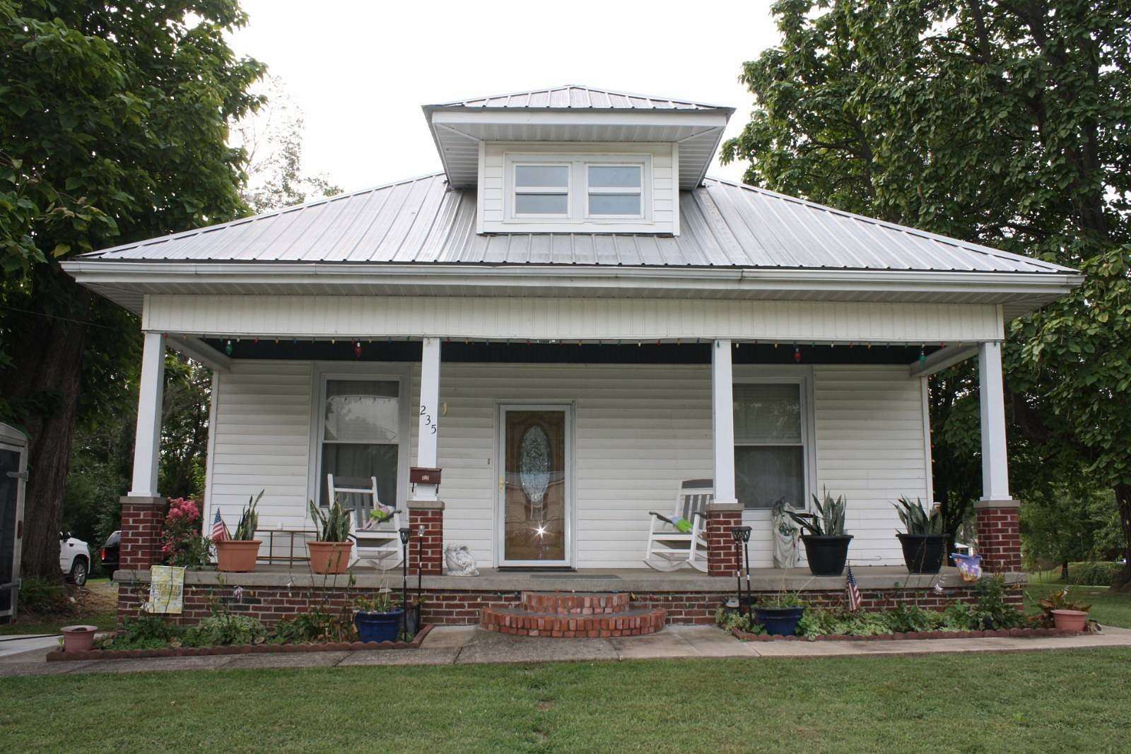 2 Acres of Land with Home for Sale in Albion, Illinois