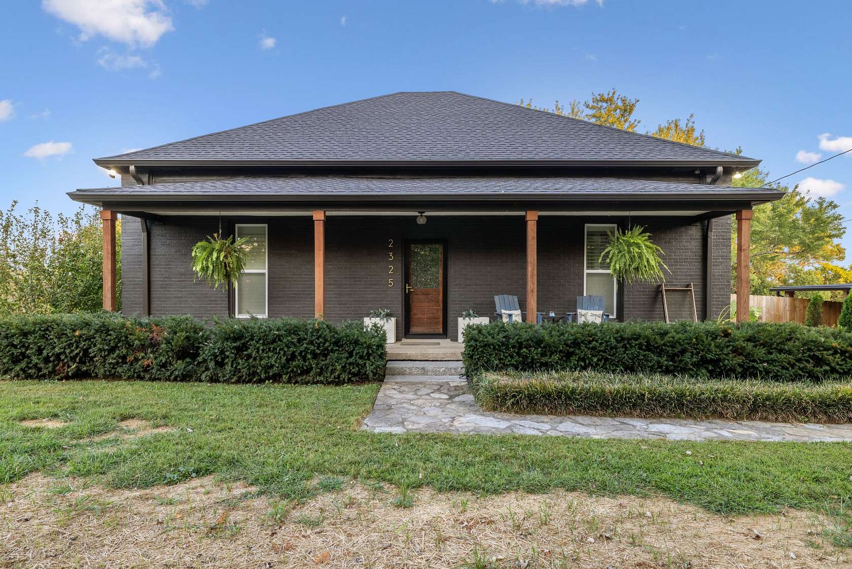 5.58 Acres of Land with Home for Sale in Franklin, Tennessee