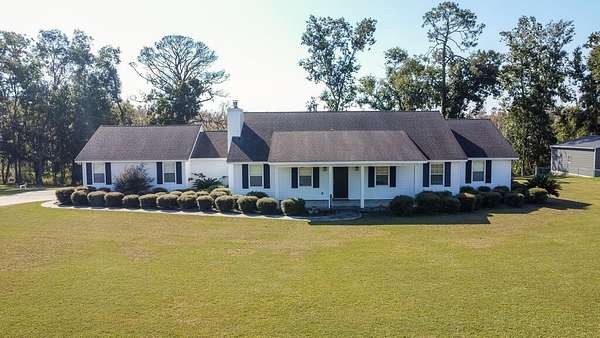 5.84 Acres of Land with Home for Sale in Lake Park, Georgia