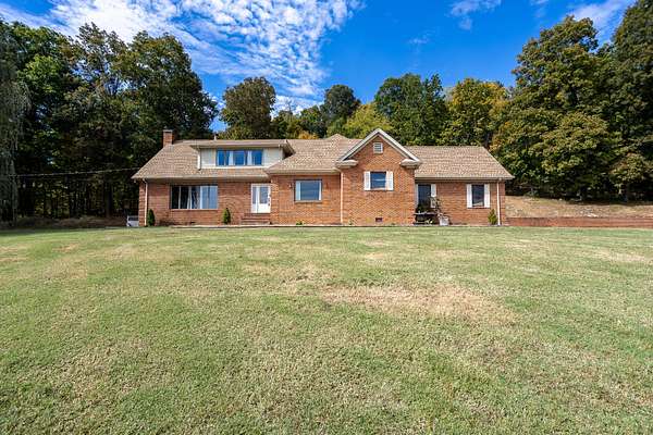 42 Acres of Agricultural Land with Home for Sale in Hopkinsville, Kentucky