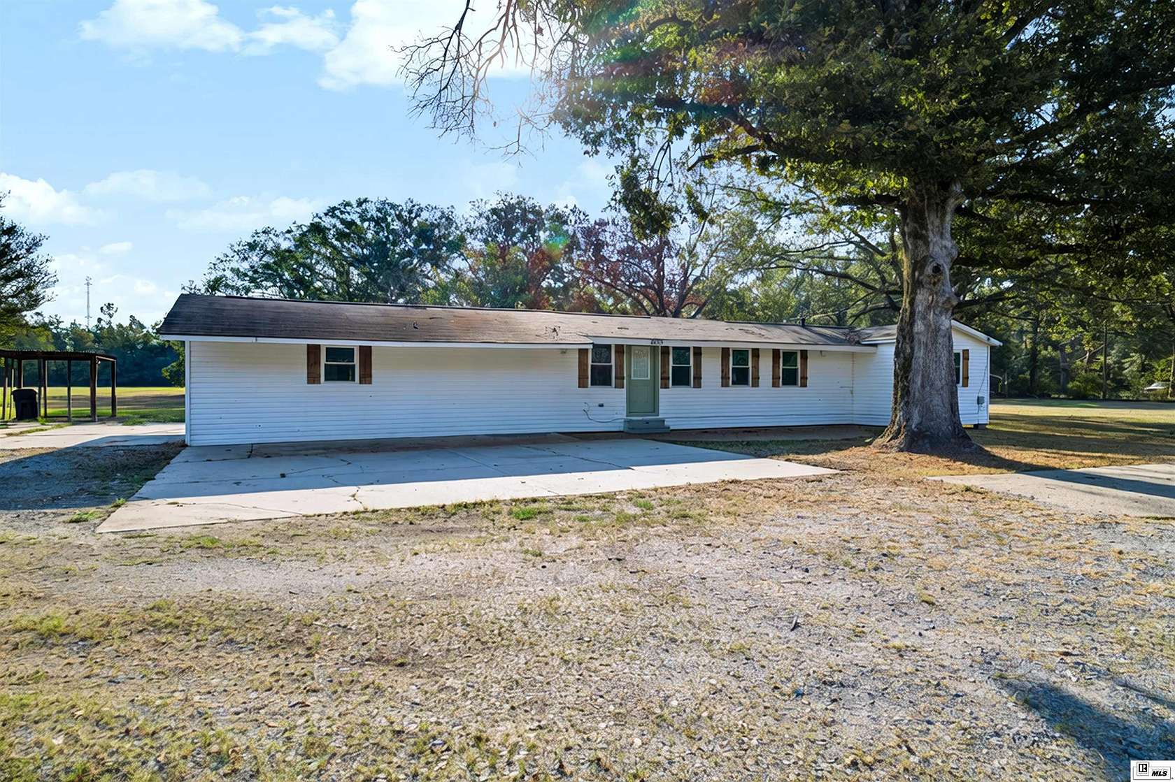 4 Acres of Land with Home for Sale in Monroe, Louisiana