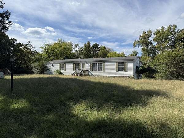 2 Acres of Land with Home for Sale in Buffalo Junction, Virginia