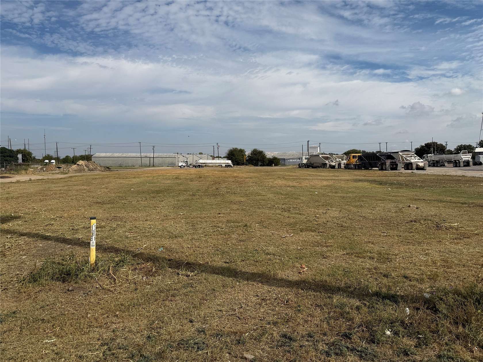 1.35 Acres of Commercial Land for Sale in Hillsboro, Texas
