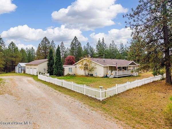 4.85 Acres of Land with Home for Sale in Athol, Idaho