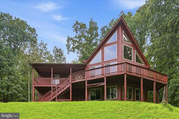2.5 Acres of Land with Home for Sale in Front Royal, Virginia