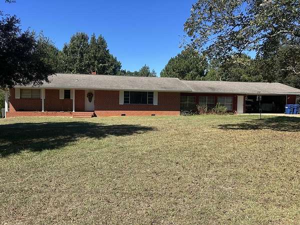 1.5 Acres of Land with Home for Sale in Bay Springs, Mississippi