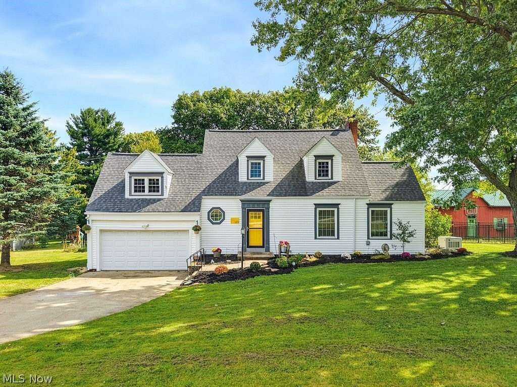 4.84 Acres of Land with Home for Sale in Medina, Ohio