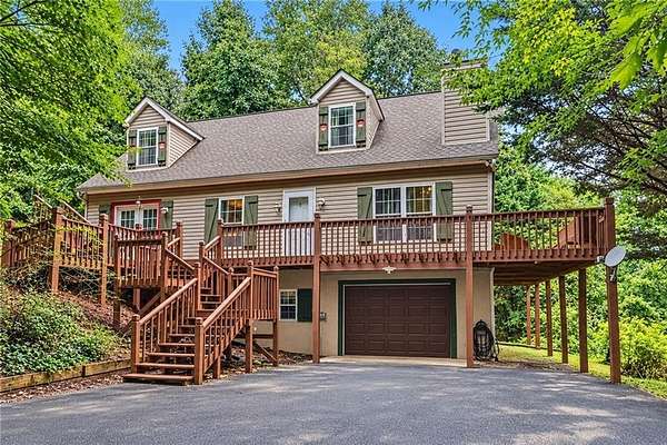 4 Acres of Land with Home for Sale in Sautee-Nacoochee, Georgia