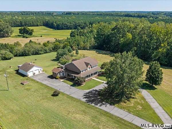 14.3 Acres of Land with Home for Sale in South Hill, Virginia