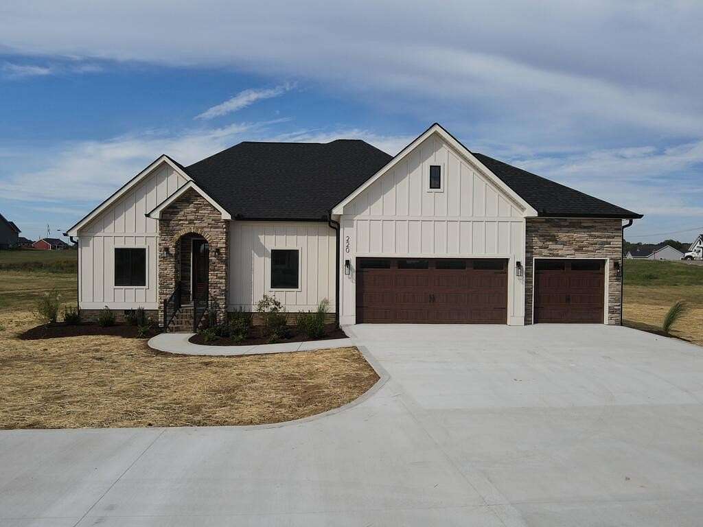 2.4 Acres of Land with Home for Sale in Sparta, Tennessee