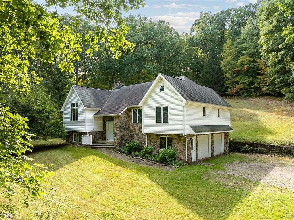 4 Acres of Land with Home for Sale in Endicott, New York