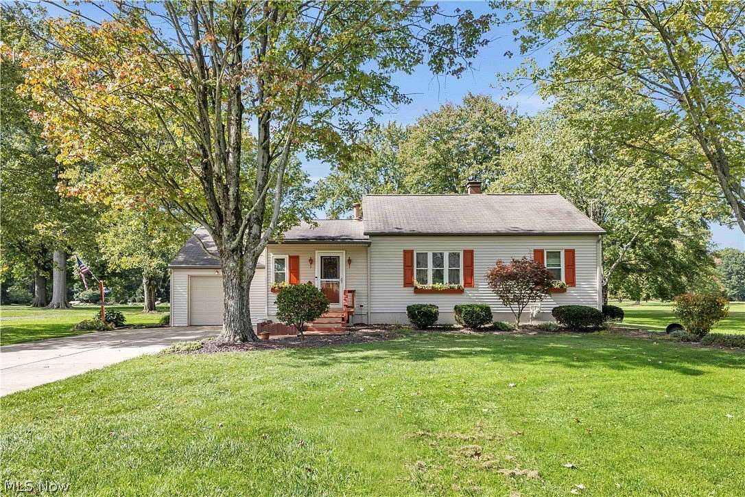 6 Acres of Land with Home for Sale in Girard, Ohio