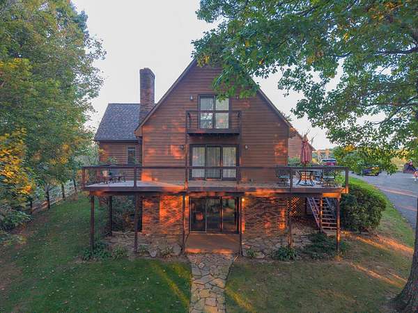 18.5 Acres of Land with Home for Sale in Rural Retreat, Virginia