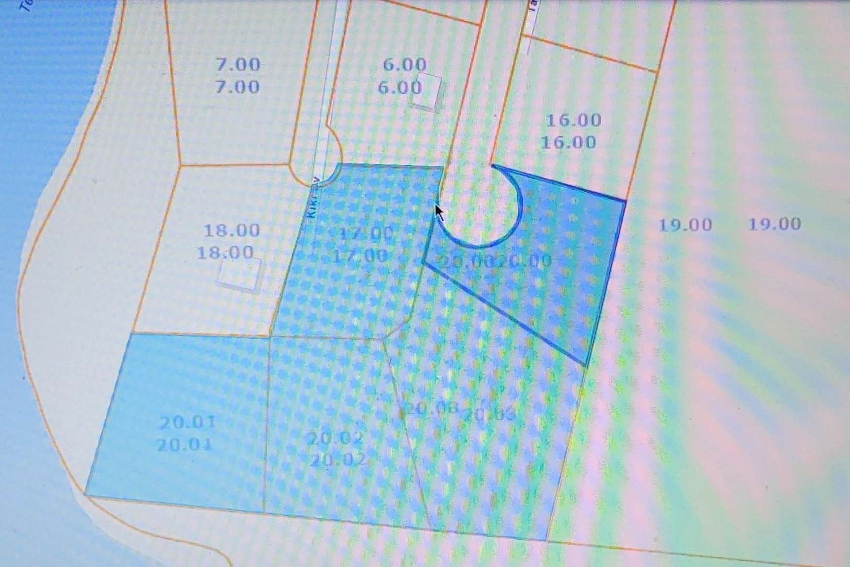 4 Acres of Land for Sale in Clifton, Tennessee