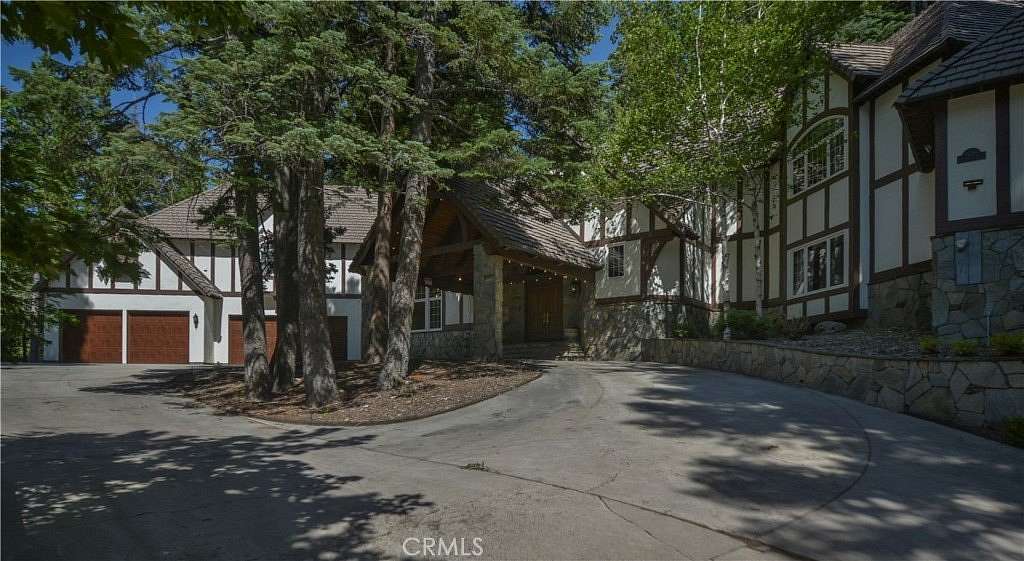 2.85 Acres of Land with Home for Sale in Lake Arrowhead, California