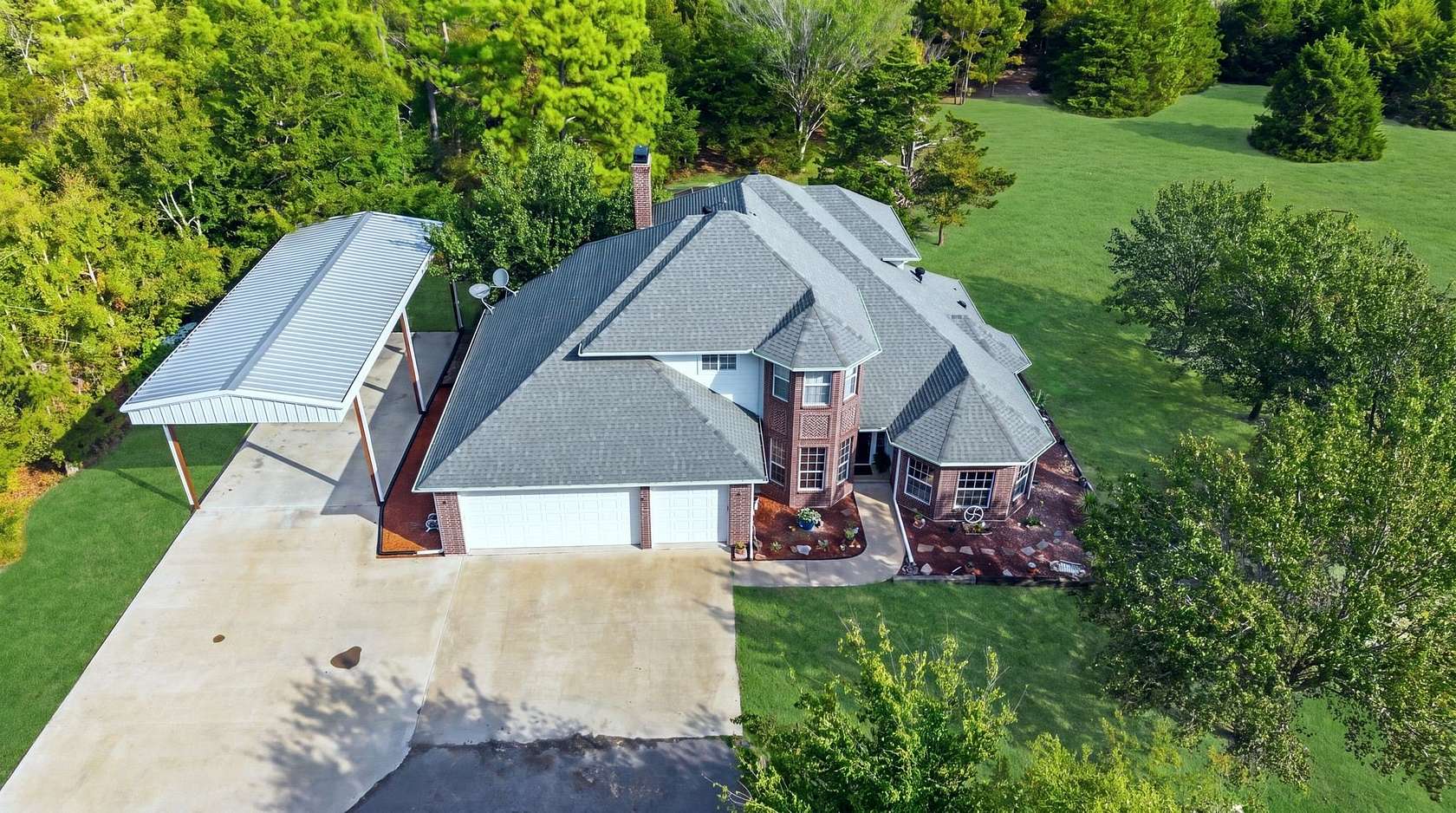 6.86 Acres of Land with Home for Sale in Greenville, Texas