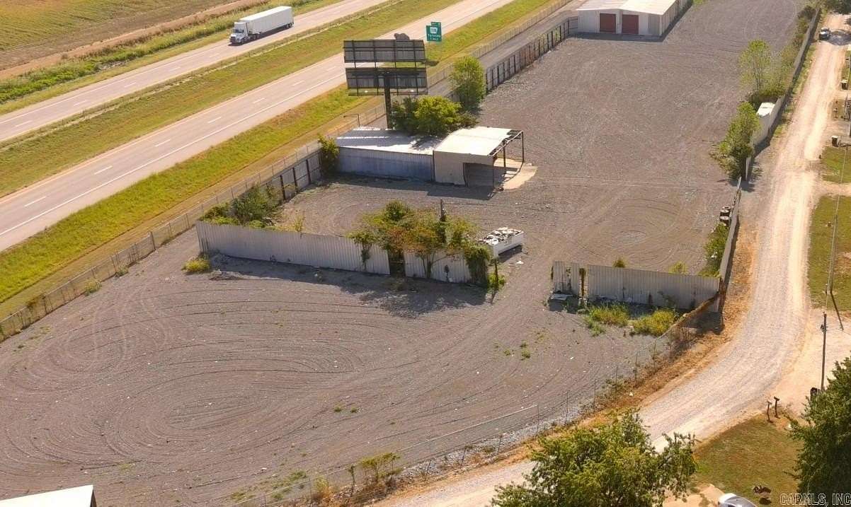 1.78 Acres of Improved Mixed-Use Land for Auction in Tyronza, Arkansas