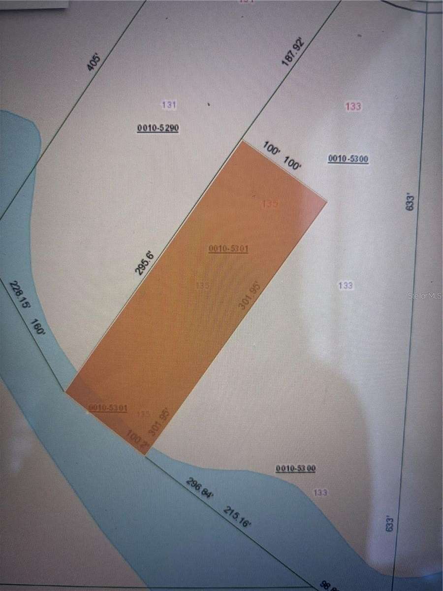 0.85 Acres of Residential Land for Sale in Interlachen, Florida