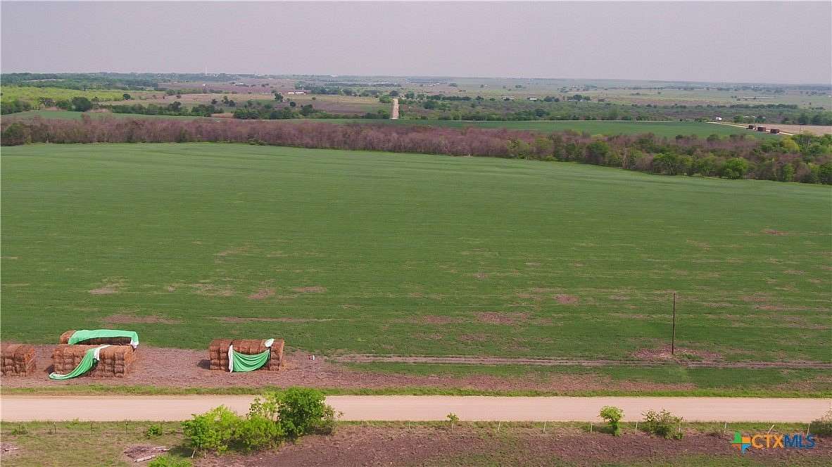 6 Acres of Residential Land for Sale in Buckholts, Texas