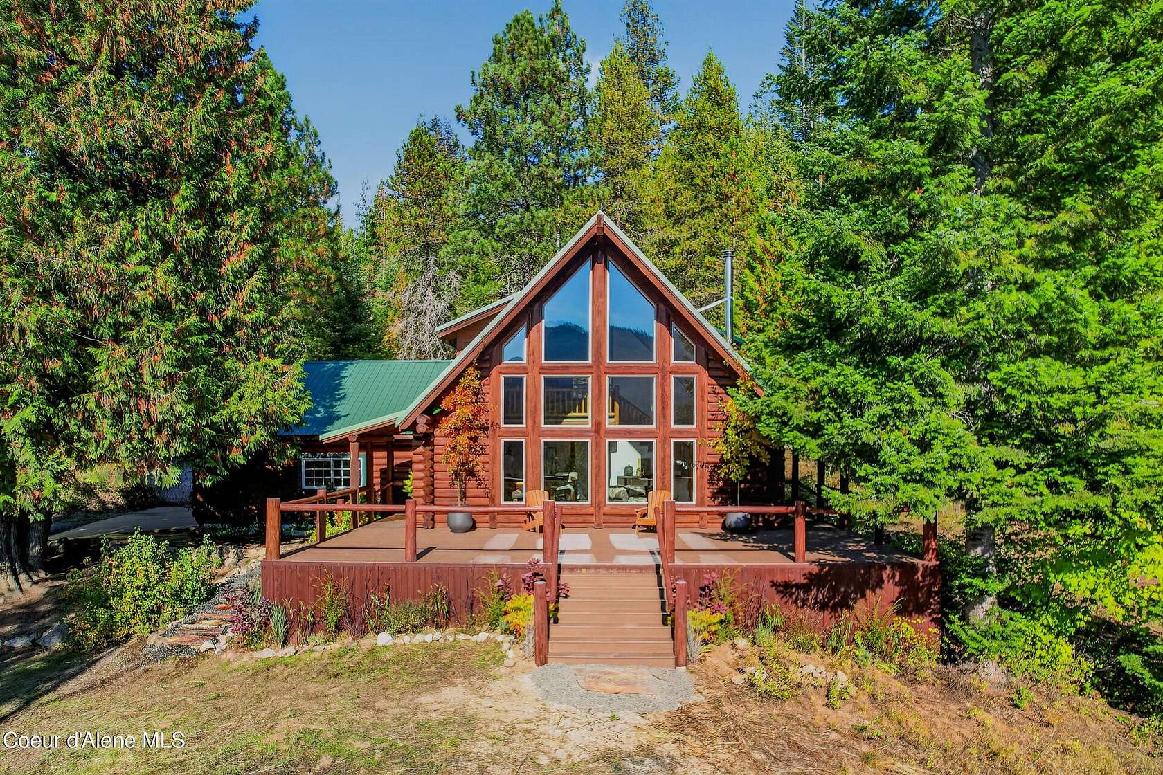 23 Acres of Land with Home for Sale in Laclede, Idaho