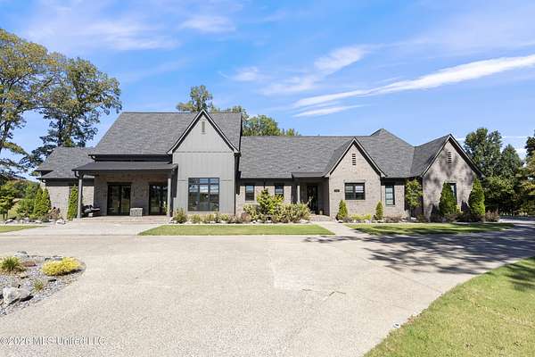 4 Acres of Land with Home for Sale in Hernando, Mississippi