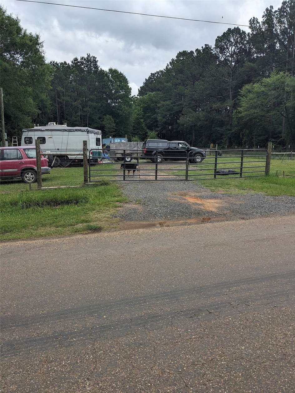 0.4 Acres of Land for Sale in Waskom, Texas