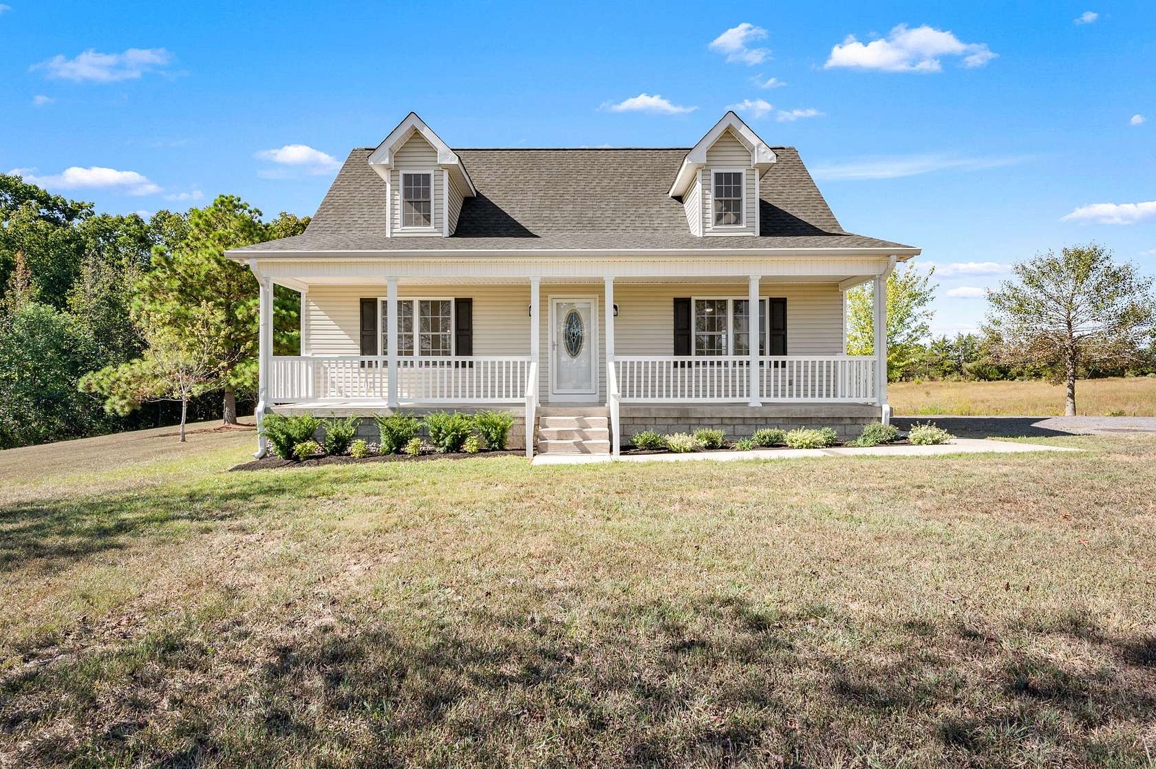 5 Acres of Land with Home for Sale in Westmoreland, Tennessee