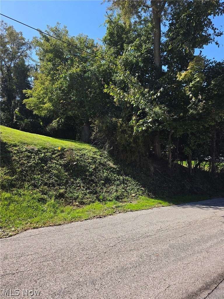 0.55 Acres of Land for Sale in St. Clairsville, Ohio