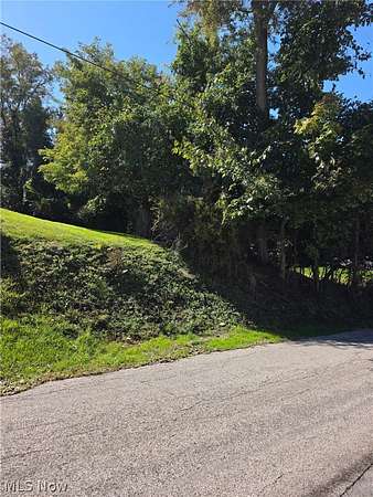0.55 Acres of Land for Sale in St. Clairsville, Ohio
