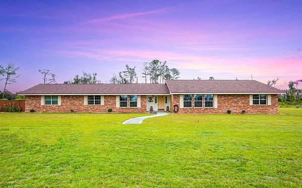4 Acres of Land with Home for Sale in Jennings, Florida