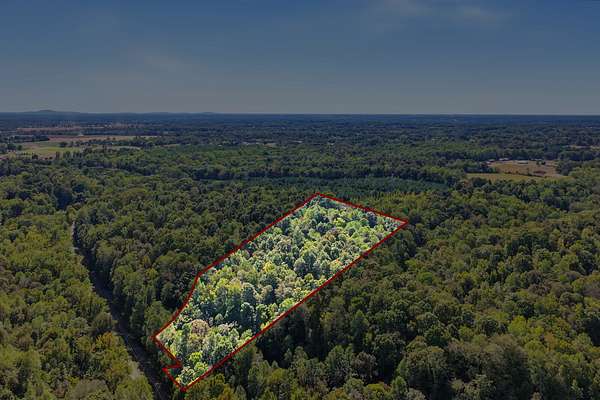 10 Acres of Residential Land for Sale in Kelso, Tennessee