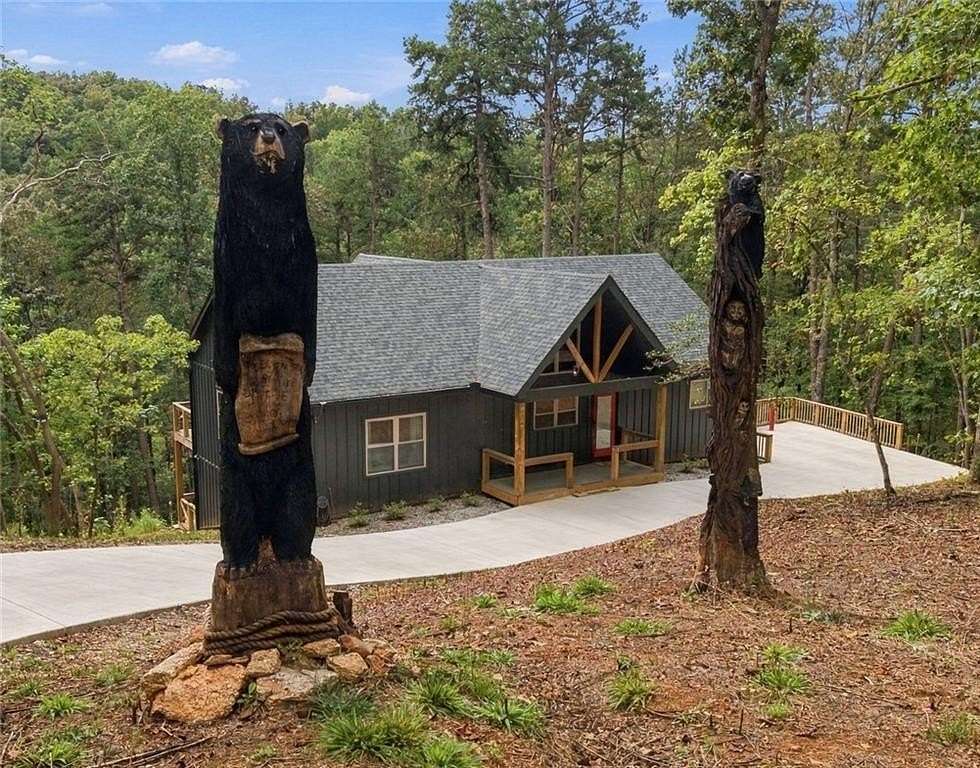 2.88 Acres of Land with Home for Sale in Demorest, Georgia