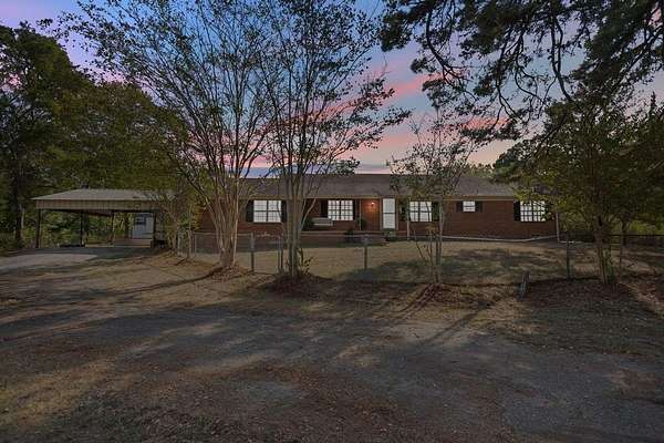 3 Acres of Land with Home for Sale in Mount Enterprise, Texas