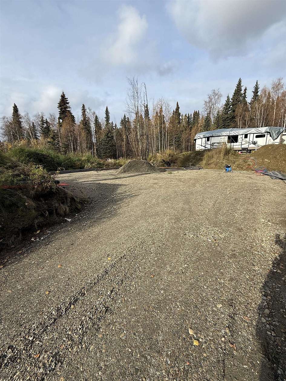 2.5 Acres of Residential Land for Sale in Fairbanks, Alaska